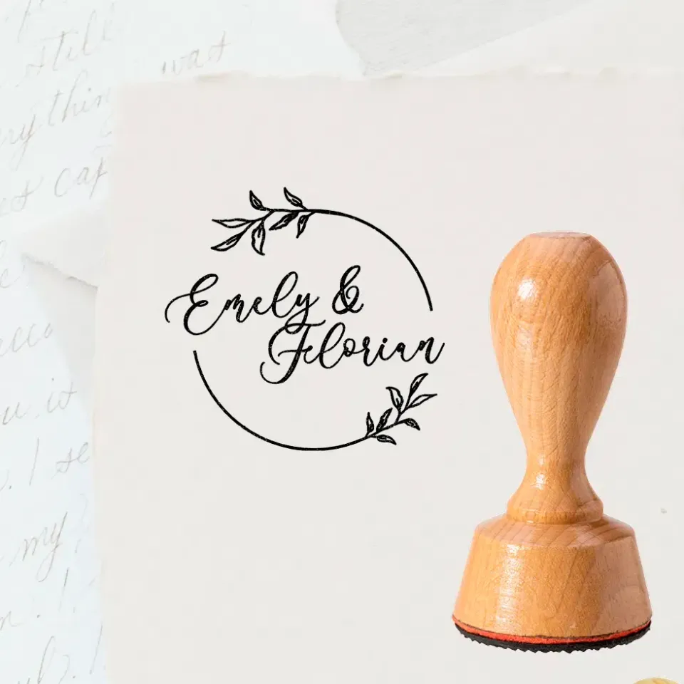 weddingstyle-hochzeitskarten-eukalyptus-stempel-rund-holz-30-mm image 1