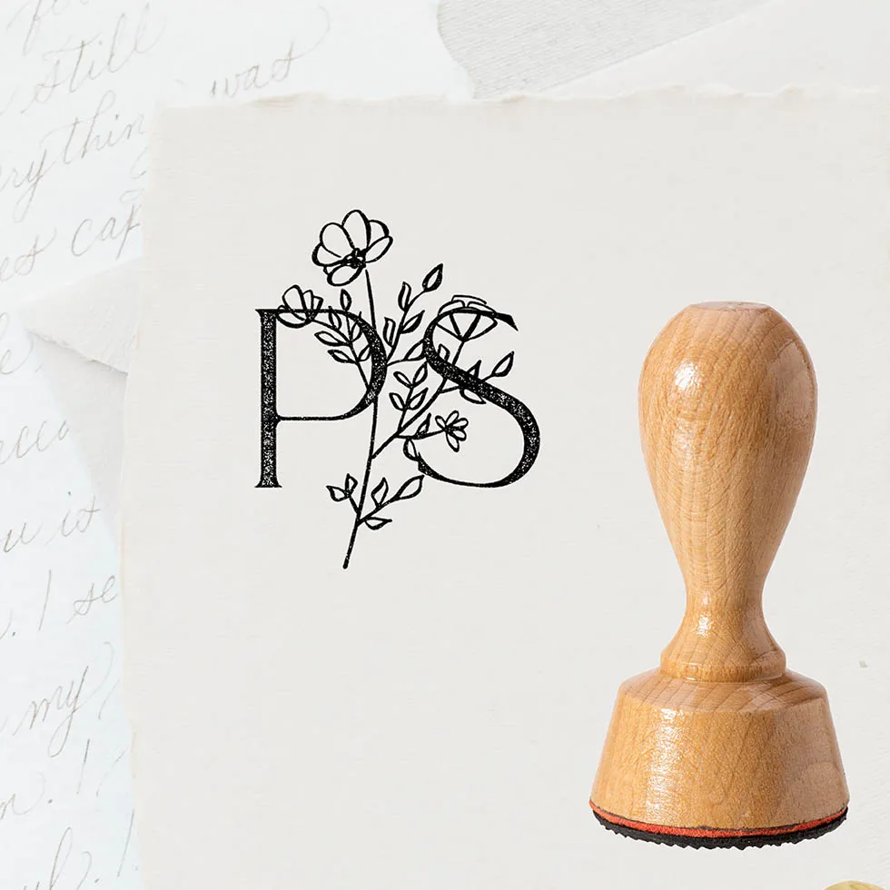 weddingstyle-spiele-hochzeitsstempel-initialen-holzstempel-rund image 1