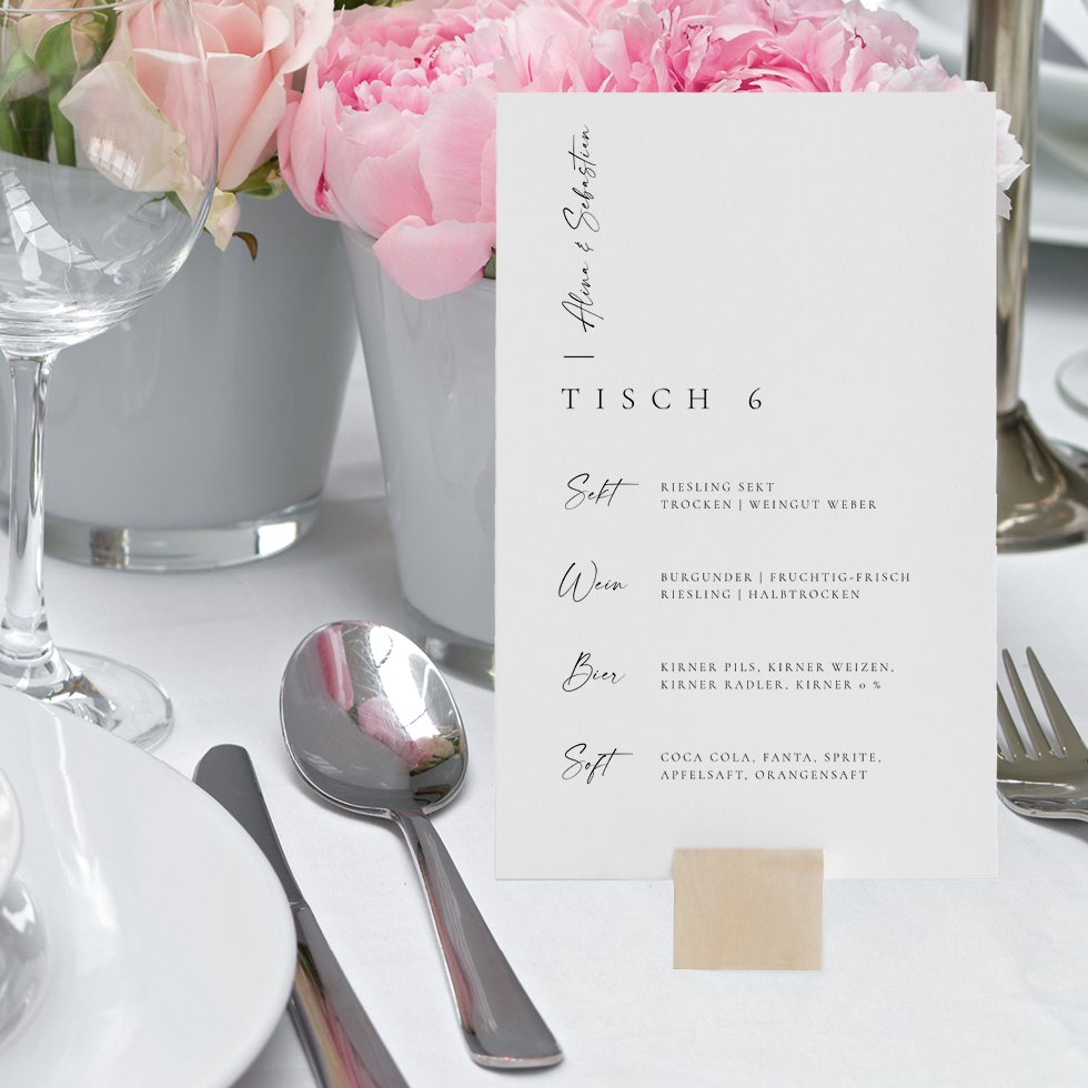weddingstyle-feier-tischnummern-mit-getr-nkekarte-105x148 image 1