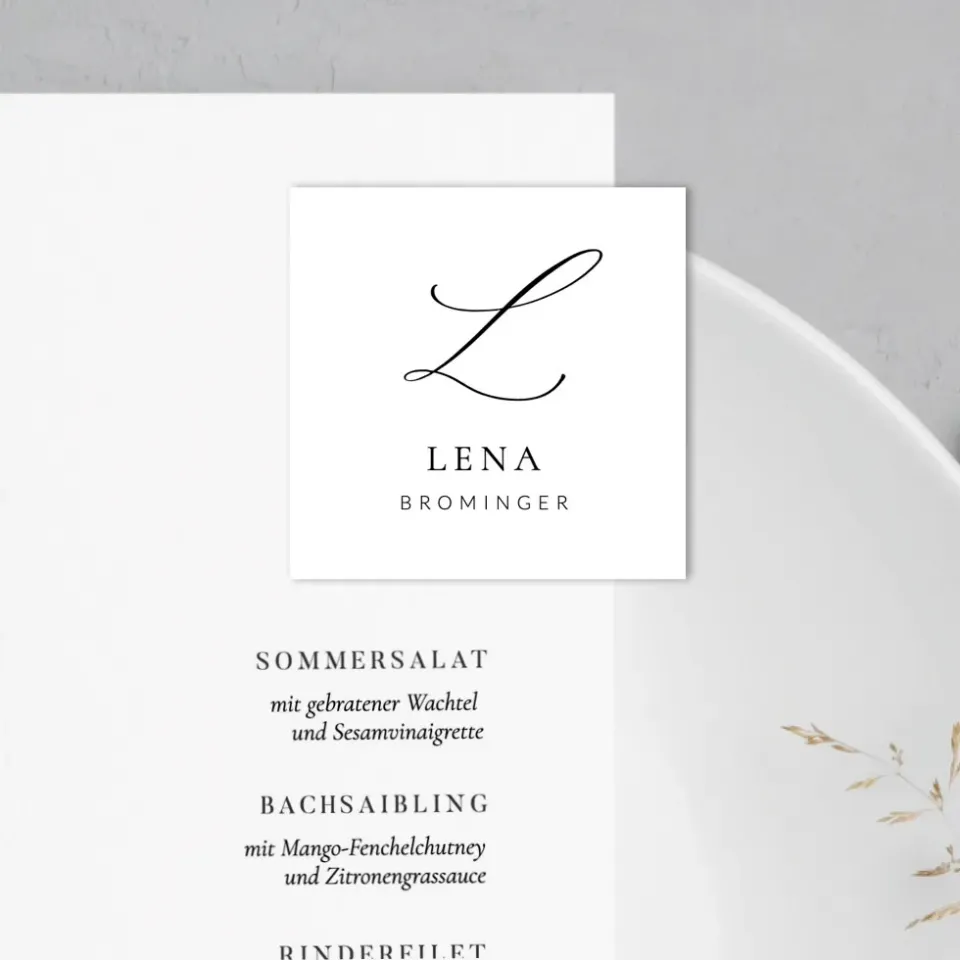 weddingstyle-feier-platzkarten-kalligraphie-elegant-tischkarten image 1