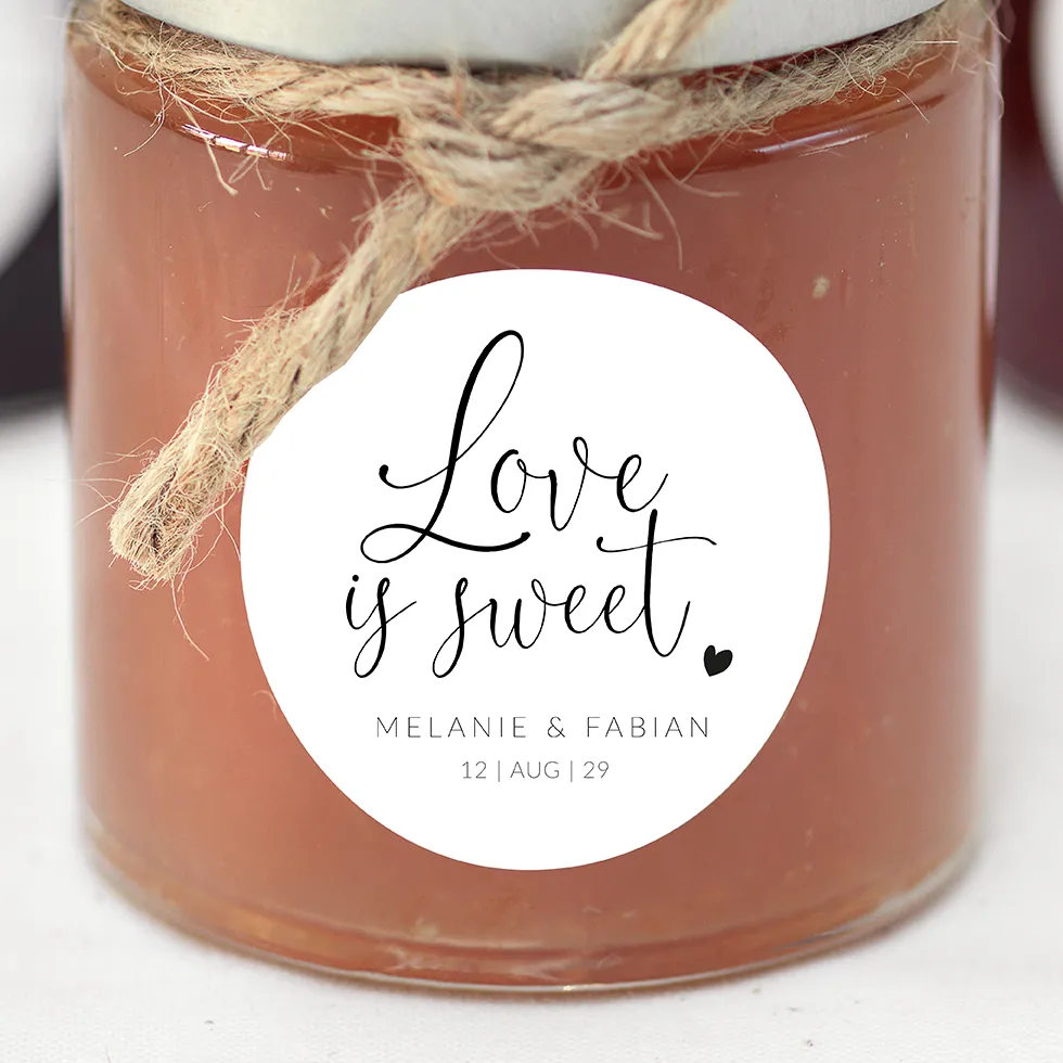 weddingstyle-geschenke-love-is-sweet-aufkleber-herz-vorlage image 2