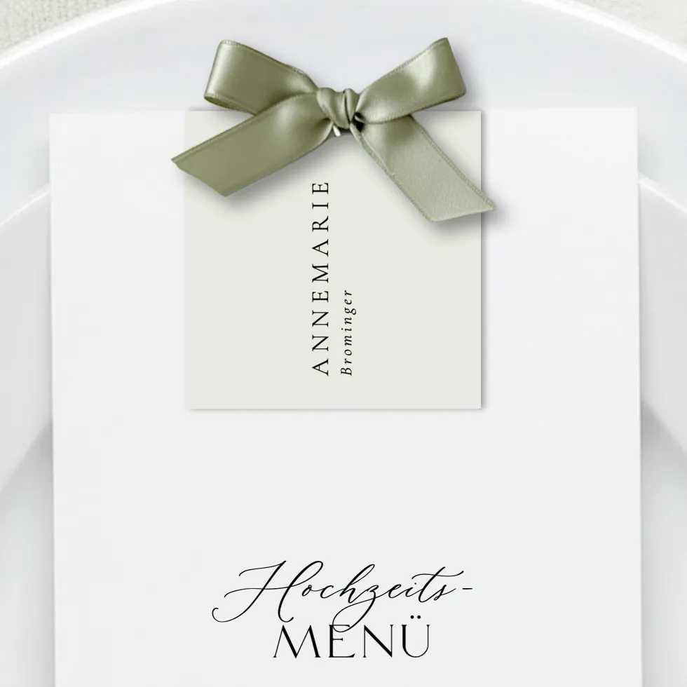 weddingstyle-feier-platzkarten-serifen-elegant-naturpapier-gedruckt image 1