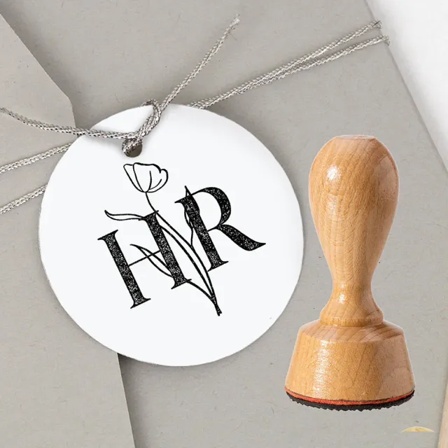 weddingstyle-hochzeitskarten-stempel-initialen-blume-holzstempel-personalisiert image 1