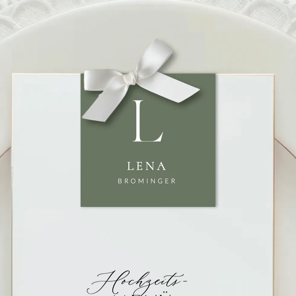 weddingstyle-initialen-serif-platzkarten-personalisiert-300-g image 1