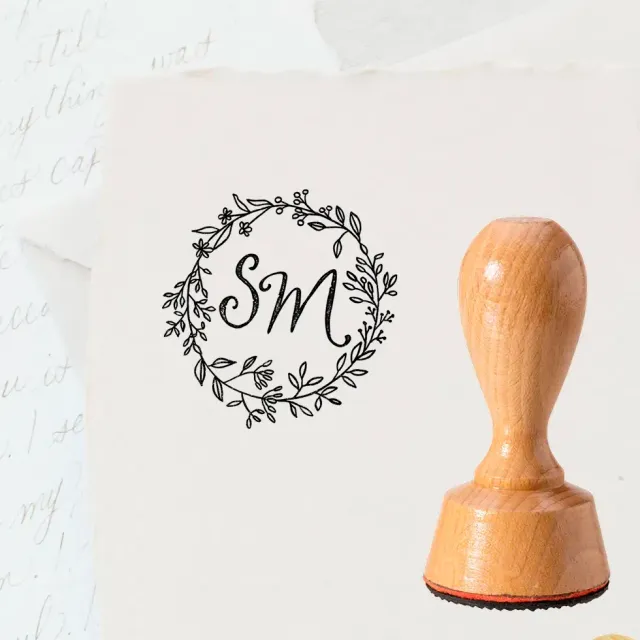 weddingstyle-hochzeitskarten-stempel-initialen-vintage-40-mm image 1