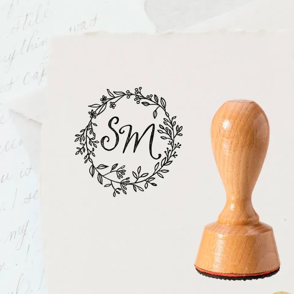 weddingstyle-hochzeitskarten-stempel-initialen-vintage-40-mm image 1