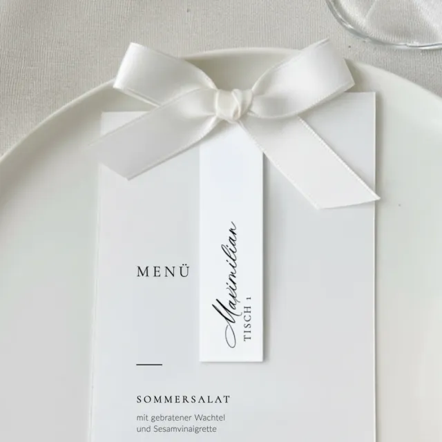 weddingstyle-feier-namenskarten-kalligraphie-hochformat-wei image 1