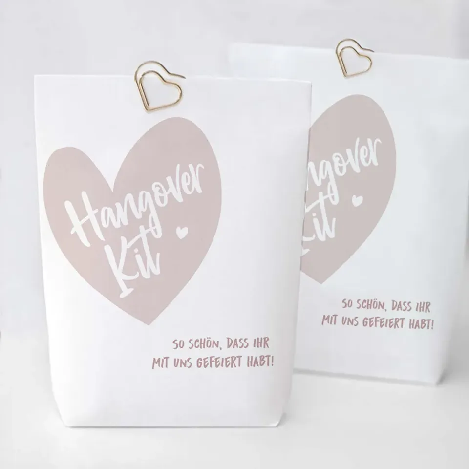 weddingstyle-jga-hangover-kit-t-te-herz-personalisierbar image 1