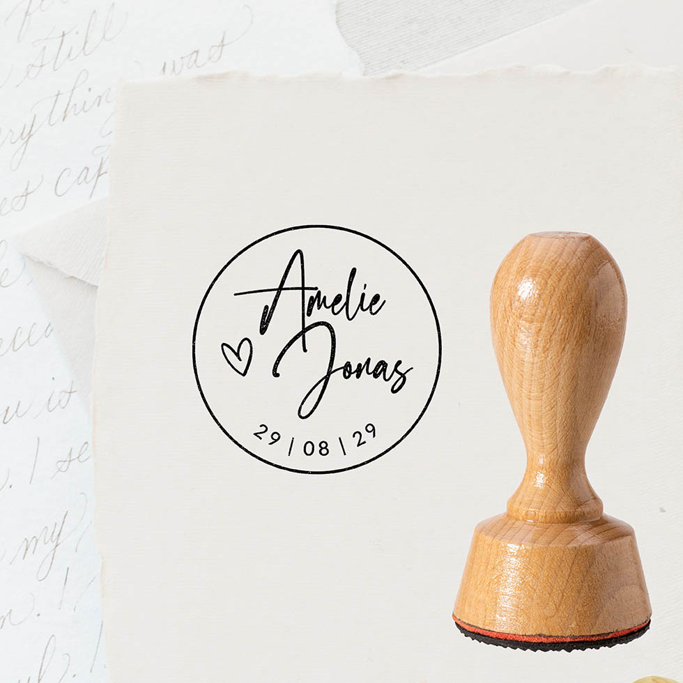 weddingstyle-hochzeitskarten-stempel-herz-namen-datum-holzstempel image 2