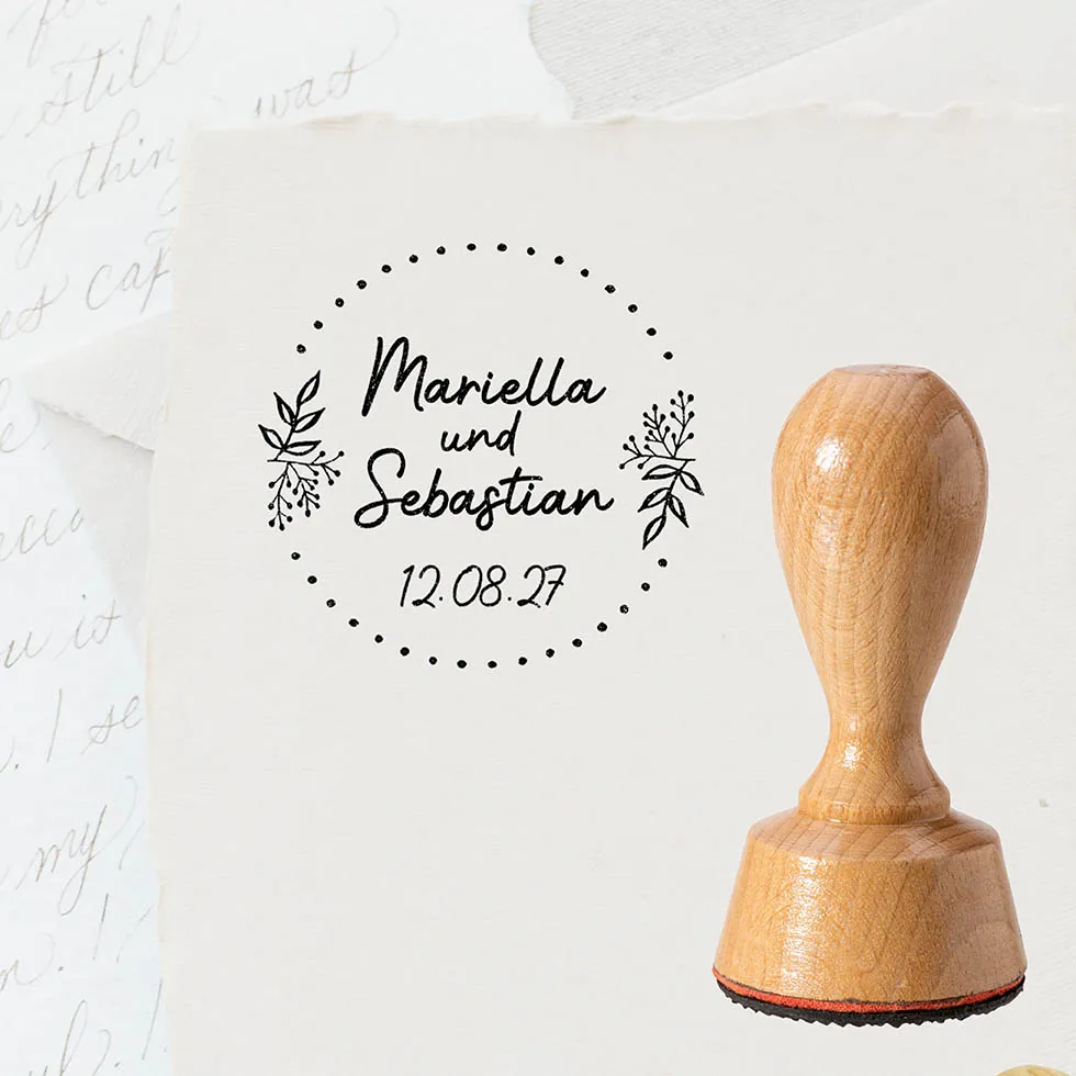 weddingstyle-feier-klassisch-romantisch-stempel-rund-40-mm-personalisiert image 1