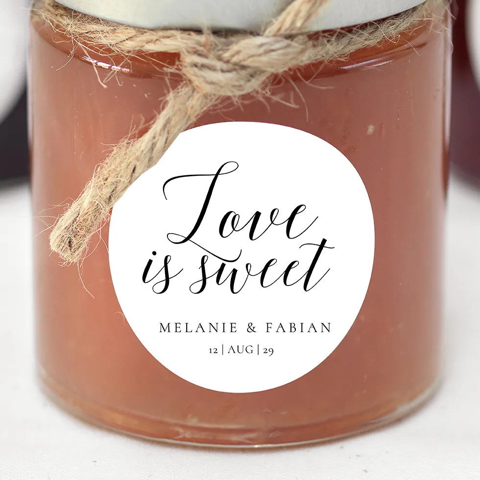 weddingstyle-geschenke-aufkleber-love-is-sweet-kalligraphie image 2