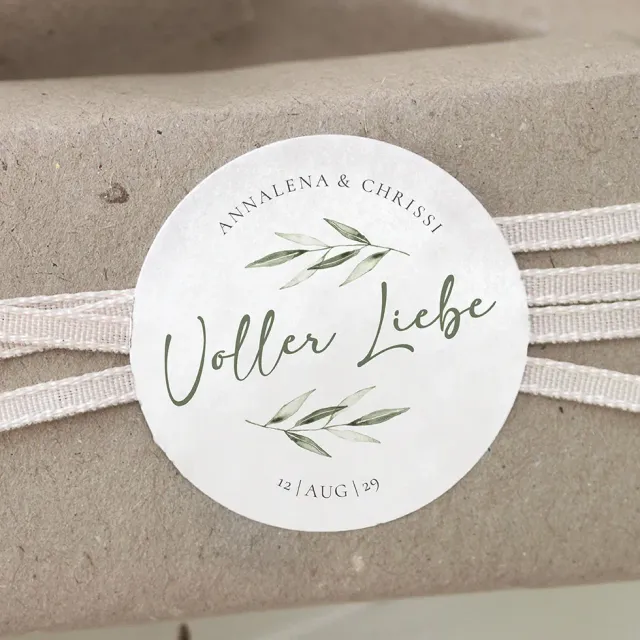 weddingstyle-geschenke-aufkleber-gastgeschenk-voller-liebe-vorlage-rund image 1